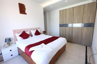 SkyWay Delhi 2Bhk - 5