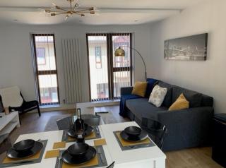 Premium apartment in Chelmsford | Long Stays Welcome - 6