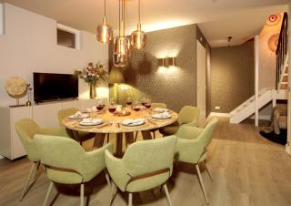 De Baronie - In de winkelstraat - 0