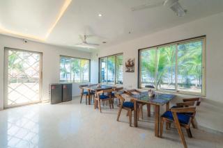 Salt Water Resort - 9