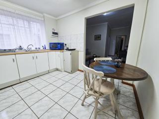 Dutch on Tecoma, Wonderboom, Pretoria - 5