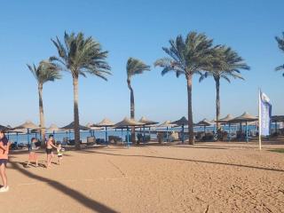 Uniqe Holiday Home with Private Beach and Pool Access in Sharm - 5