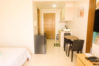 Casa - City Lights & Sea Breeze View Studio Near Ayala Mall - 3