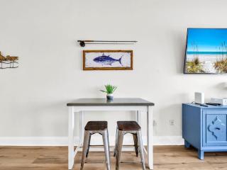 Laketown Wharf Penthouse 2026 - Panama City Beach - 3