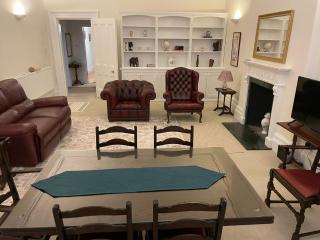 Lovely Clifton Two-Bed Flat with Parking Permit x1 - 0