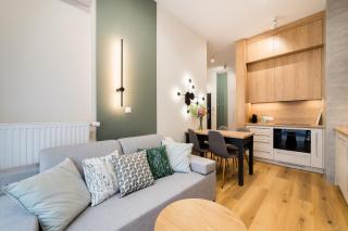 Stacja Jeżyce Superior Apartments by BookingHost - 0