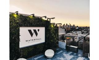 Cozy 3BR Apartment with Free Parking & City Access - 1