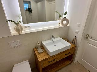 PIERSIDE - Pier 2 - 7