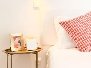 Charming 2-bedroom House with terrace - 3