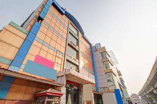 Hotel O Shaani Guest House - 0