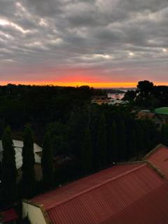 Creekview Retreat - 1