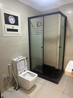 Modern furnished apartment شقة مفروشة فرش حديث - 7