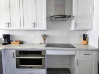 Park Blvd Paradise 303 king bed With a private Spa - 6