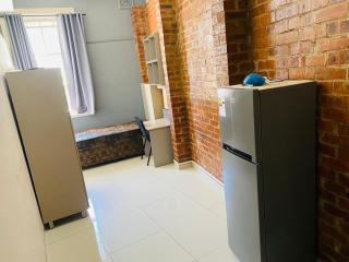 Victoria Waterfront Lodge - 6