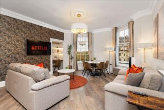 Prime Central Edinburgh 3 bed - 0