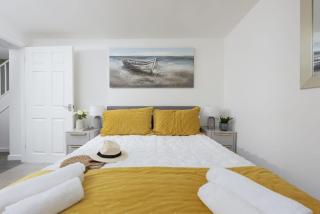 Sunset View - Sea View - Pet Friendly - Free WiFi - Free Parking - 3