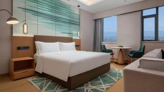 Holiday Inn Weinan High-Tech Zone by IHG - 9