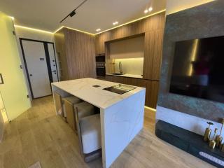 Blue Whale Beach Front VIP apartments - 5