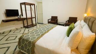 Hillarious Manali - 9