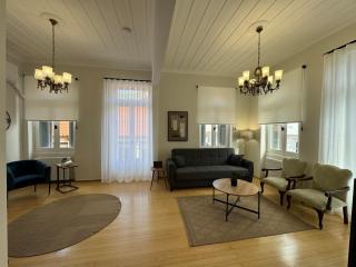 Sea & Stone House - 3