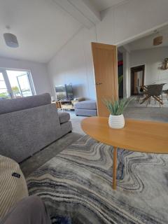 Humberston Fitties Beach House Retreat Cleethorpes - 8