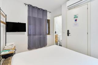 Hostal Carmen by gaiarooms - 1