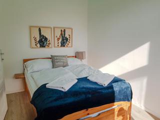 Spacious 2BR Apartment - Perfect for Longstays - 5