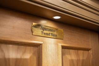 Central Edinburgh Prime Luxury 3 bed - 2