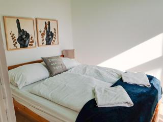 Spacious 2BR shared Apartment - Perfect for Longstays - 5