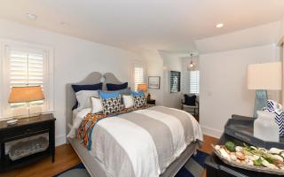 A Shore Thing - Second To None Spacious Waterfront Luxury Dock Pool Spa Rooftop Water Views - 1