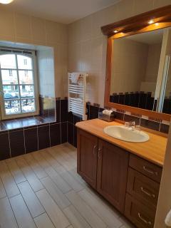 Hôtel Restaurant Le Bretagne - 2