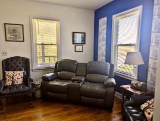 Best of both worlds, private yet convenient, Clifton forge 17 mi, Roanoke 31 mi, Covington 30 mi, Daleville 17 mi ,Lexington 42 mi - 4