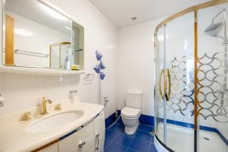 Fabulous Apartment in the City Center - 2