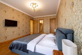 Fabulous Apartment in the City Center - 4