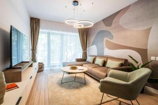 Newly Modern Designed 1BR Apartment - 0