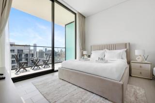 Chic Studio with Balcony, Gym & Pools in JVC - 0