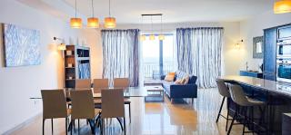 Spacious Seafront 3-Bedroom Apartment in Sliema SV 3 - 1