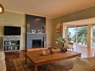 Amazing View Villa, Sleeps 9 - 7