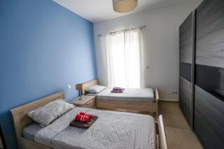 Exclusive Waterfront Apartment with Stunning Views SV 9 - 8