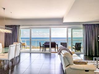 Exclusive Waterfront Apartment with Stunning Views SV 9 - 0