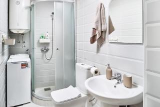 Stylish and Modern City Centre Apartment - 1