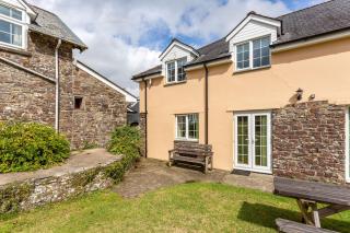 Torridge House Cottages - 8