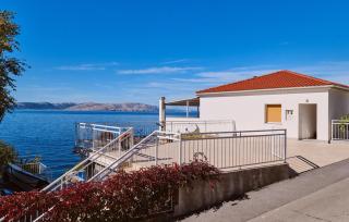 Apartman Arnia pool&beachfront by Villas Guide - 3