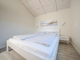 Matilda 32 - Holz-Ferienhaus mit Sauna, Kamin und Garten - 6