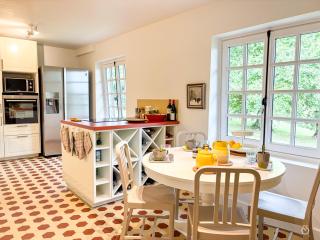 Belle chaumière avec vue panoramique et piscine - 7