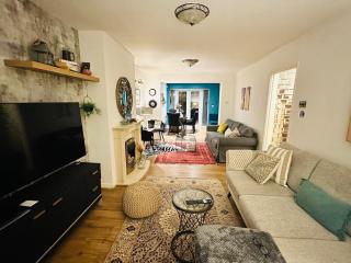 Peaceful, close to centre, Home - 8