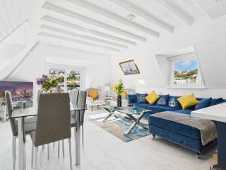 Harbour Haven Steps from Torquay Port - 7