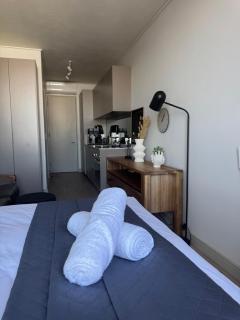 Executive Apartment at One Rosebank - 8