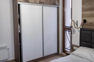 Apartment Sleeps 4 with Pools Access - Smart TVs - 3