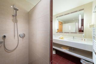 Familienhotel Oberkarteis - 5